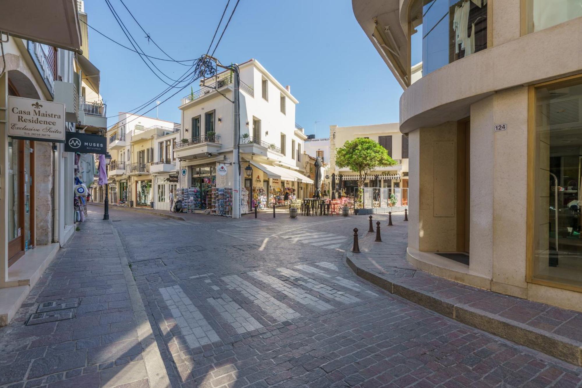 The Old Distillery - Premium Suites ريثيمنو المظهر الخارجي الصورة