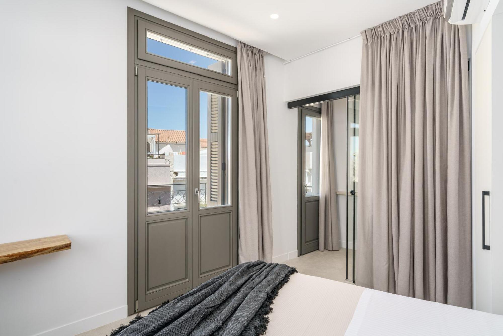 The Old Distillery - Premium Suites ريثيمنو المظهر الخارجي الصورة