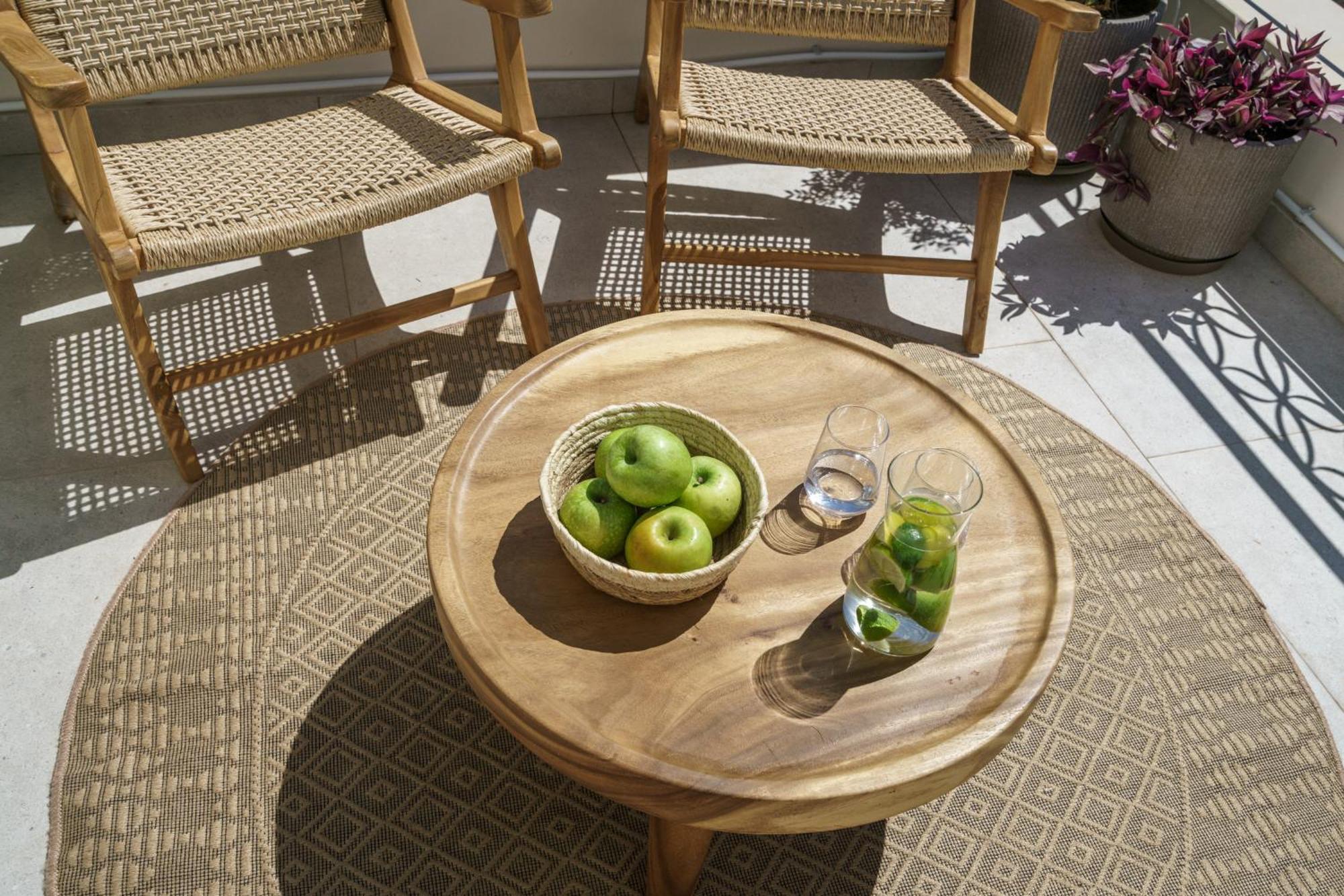 The Old Distillery - Premium Suites ريثيمنو المظهر الخارجي الصورة