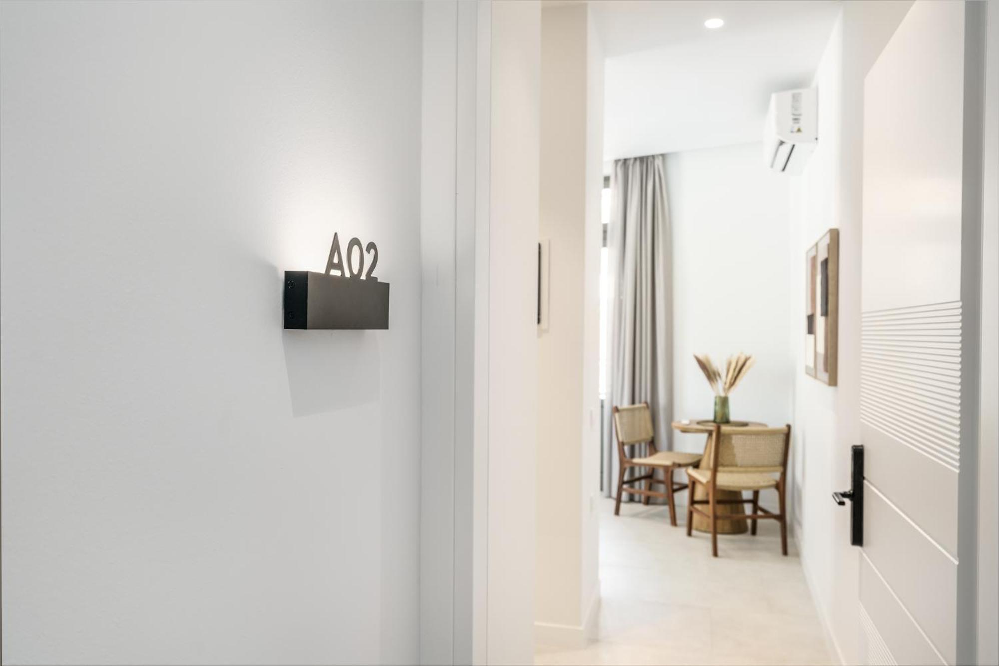 The Old Distillery - Premium Suites ريثيمنو المظهر الخارجي الصورة