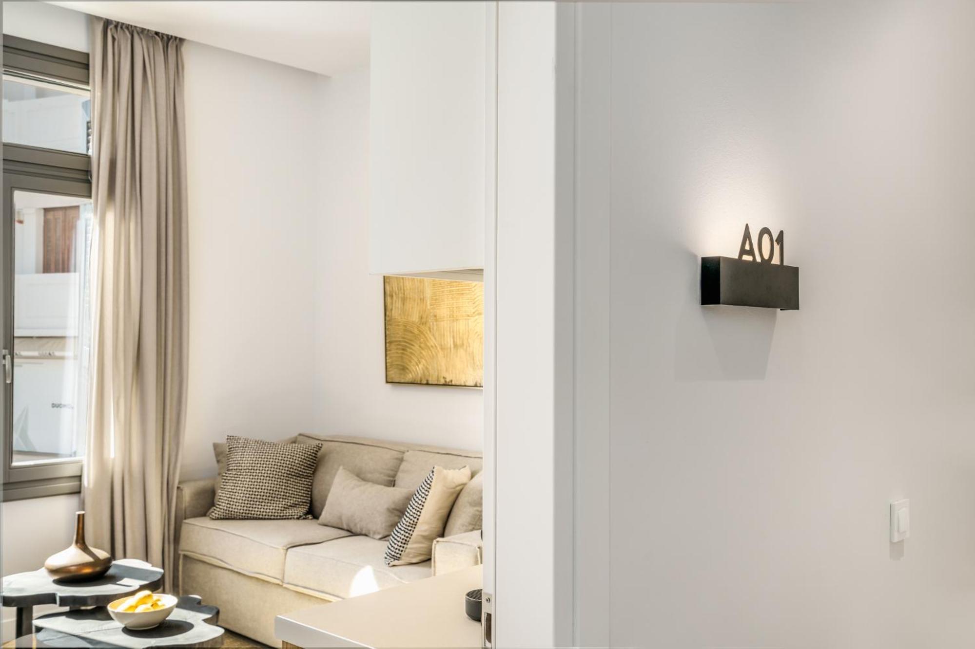 The Old Distillery - Premium Suites ريثيمنو المظهر الخارجي الصورة