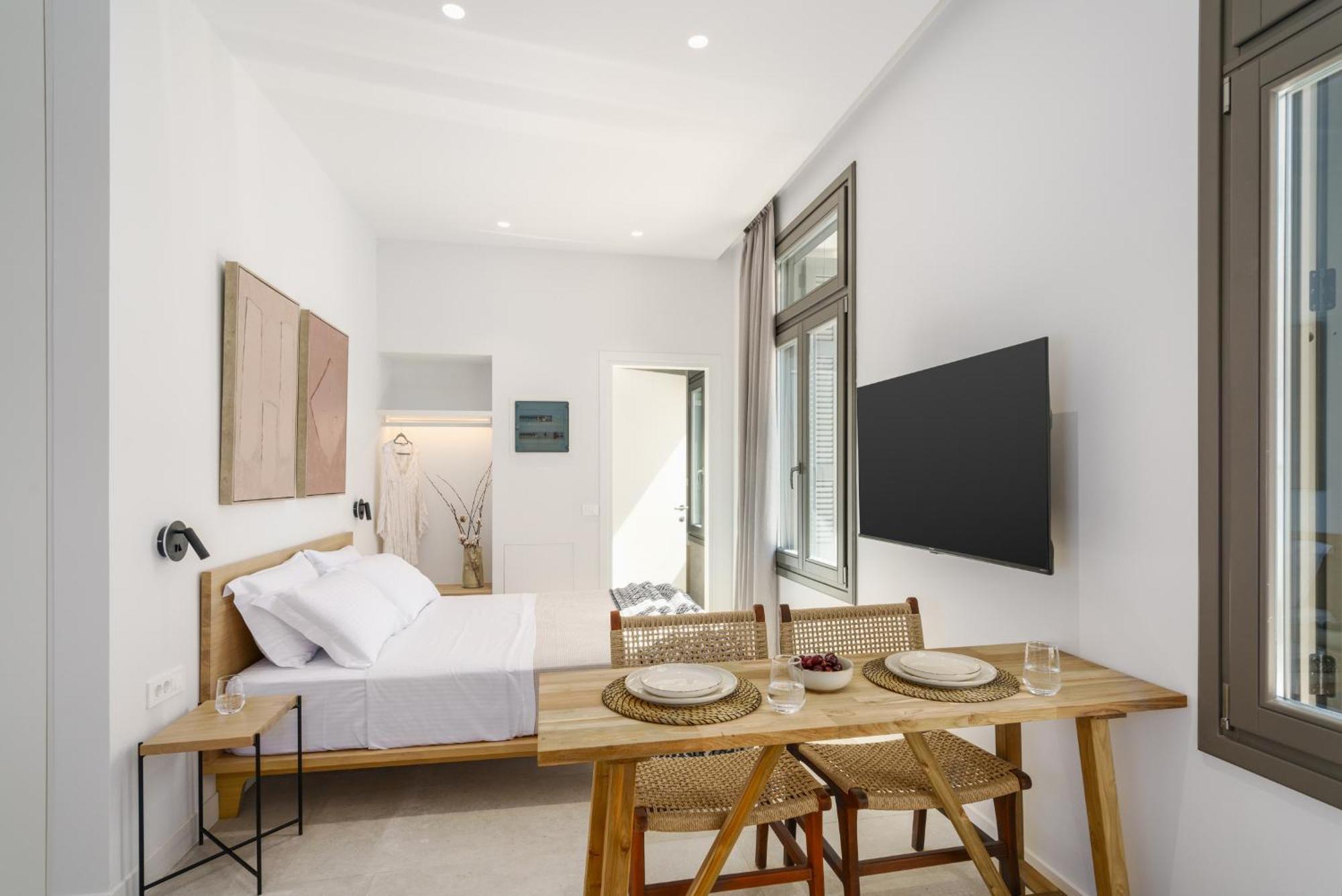 The Old Distillery - Premium Suites ريثيمنو المظهر الخارجي الصورة